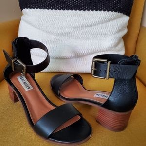 Steve Madden Rivenn Black